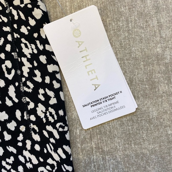 Athleta Salutation Stash Pocket II Printed Tight - Picture 2 of 5